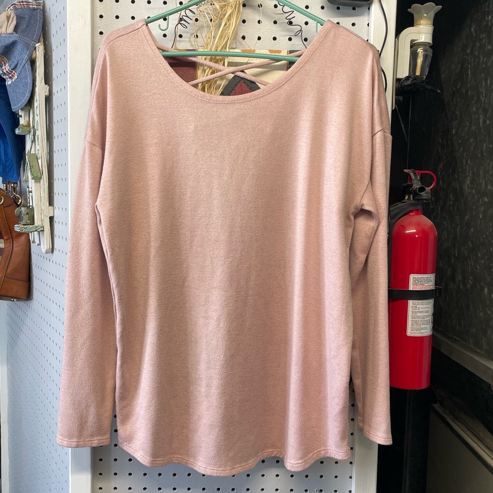 Medium Adorable, faint pink crisscross back light sweater
